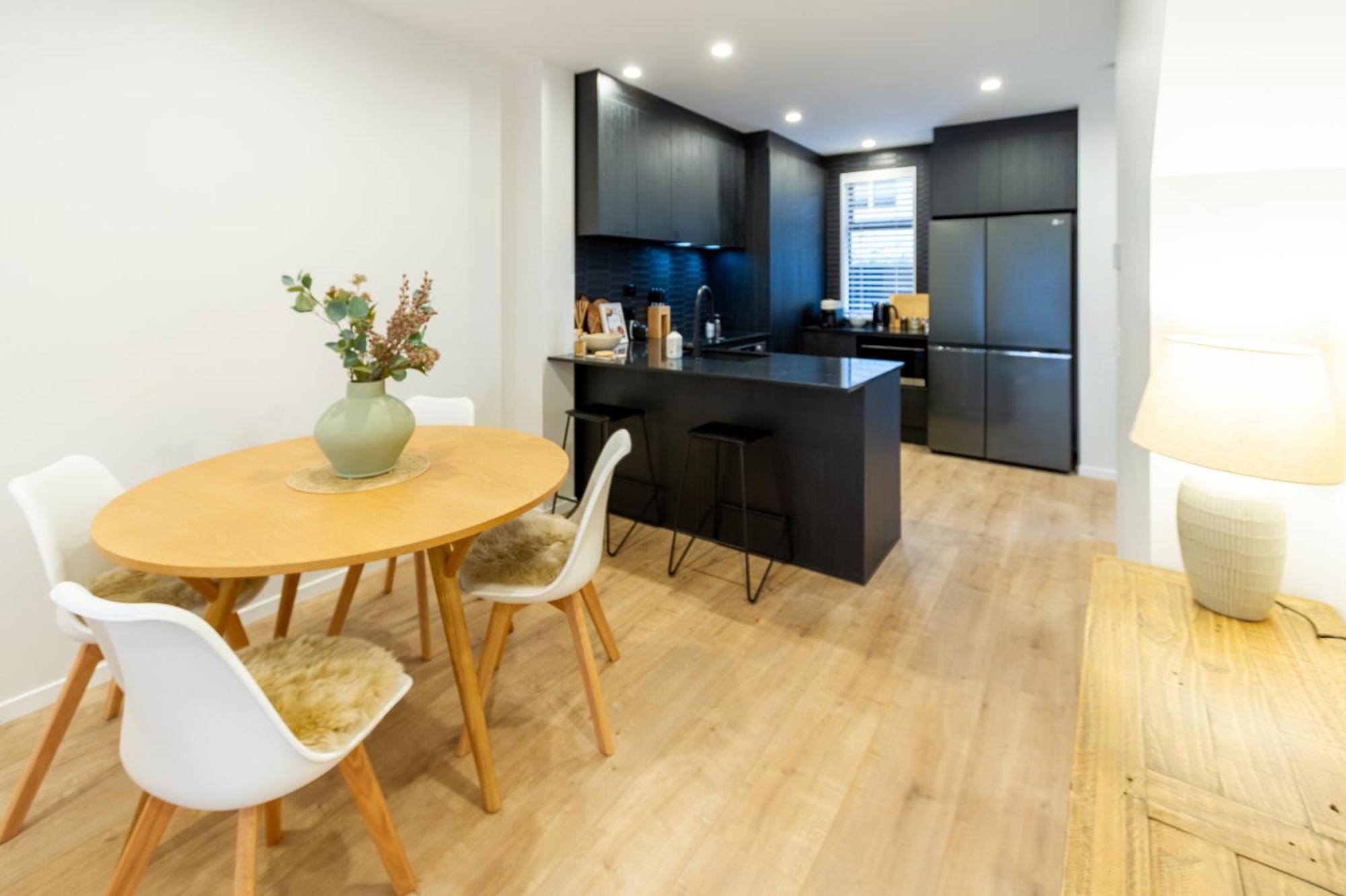 כרייסטצ'רץ' Stylish 3 Bedroom Home In Prime City With Garage מראה חיצוני תמונה